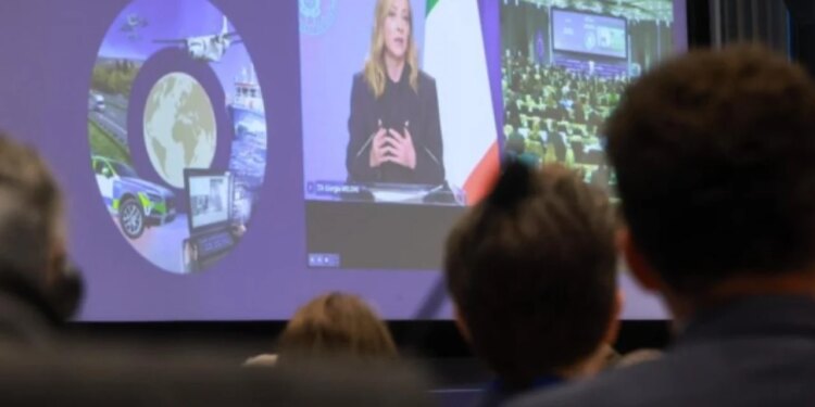 Samiti në Bruksel, Meloni: Qendrat e emigrantëve në Shqipëri hapin rrugën për në BE.