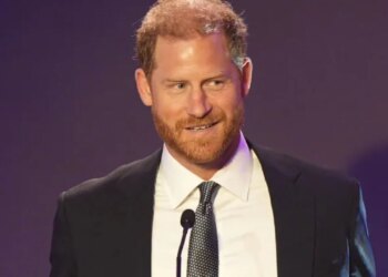 Shaka apo realitet mbi jetën në familjen mbretërore? Princi Harry e përshkruan si “Downton Abbey” me më shumë dramë dhe intriga.