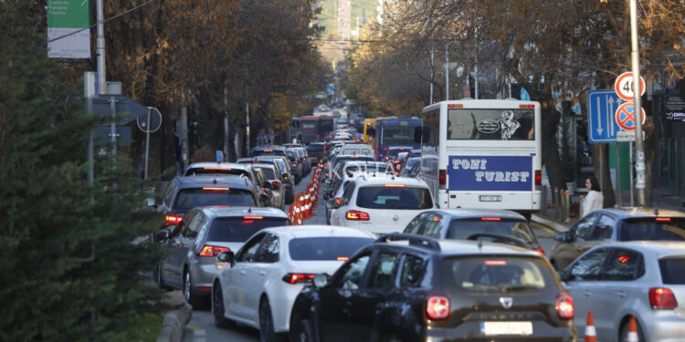 Shumë se 13,000 shoferë u privuan nga drejtimi i automjeteve këtë vit.