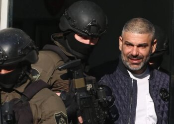 Sokol Sanxhaktari sulmohet në burgu i Reçit, ofendon rojet dhe Safet Bajrin