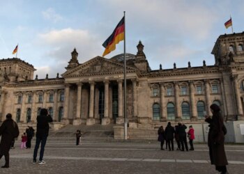 Sulm kibernetik në Bundestag? Pajisjet dhe shërbimet e parlamentit gjerman nuk funksionuan gjatë vizitës së Zelenskyt.