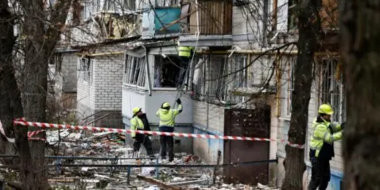 Sulm masiv i Rusisë ndaj Ukrainës gjatë Krishtlindjeve: Tre të vdekur, përfshirë një fëmijë.