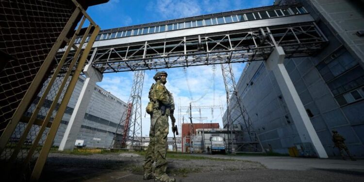 Sulm me bombë në Zaporizhia, 26 të plagosur deri tani