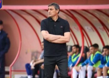 Sylvinho “rinovon”: Maqedonia e Veriut shkarkon trajnerin që i çoi në playoff, ish-trajneri i Vllaznisë pritet të zëvendësojë në kriuhë.