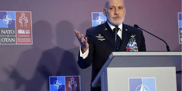 Tension i lartë mes NATO-s dhe Rusisë: Shefi ushtarak thotë se po shqyrtojmë një strategji më agresive, Moska i quan ata të papërgjegjshëm.