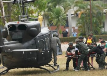 Tensionet në kufirin Tajlandë-Kamboxhi, qeveria kamboxhiane akuzon Tajlandën për shkeljen e armëpushimit të arritur me ndërmjetësimin e Trumpit.