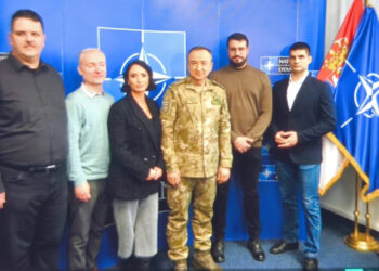 Ulutashi në Beograd: Komunikimi i vazhdueshëm me ushtrinë serbe, i rëndësishëm për shmangien e tensioneve