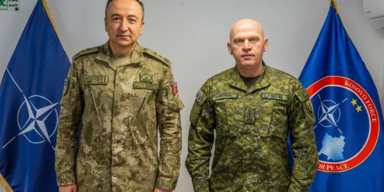 Ulutashi takon Jasharin për të diskutar shqetësimet mbi sigurinë