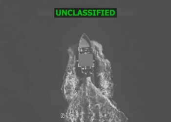 Ushtria Amerikane sulmon tre anije të dyshuara për trafik droge në Oqeanin Paqësor, të paktën tetë të vdekur.