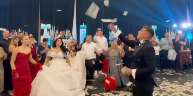 Uzuni reagon ndaj kritikave pas huazimit të parave për dasmën e motrës: Familja është prioritet!