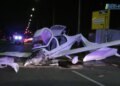 Video/ Avioni me një motor bën ulje emergjente dhe përfundon në rrugë në Gjermani