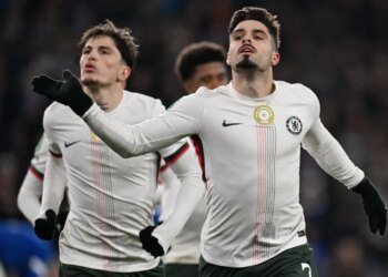 Video/ Chelsea triumfon në Cardiff, "Blutë" e Londrës sigurojnë vendin e parë në gjysmëfinalet e Kupës së Ligës.