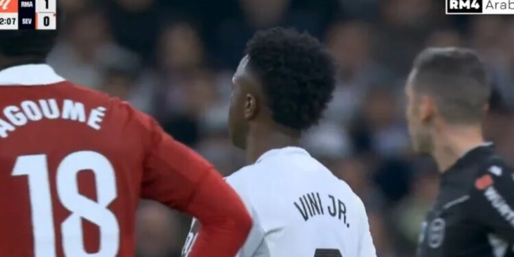 Video: Vinicius përballet me fansat, ylli brazilian i kritikuar në “Santiago Bernabeu”