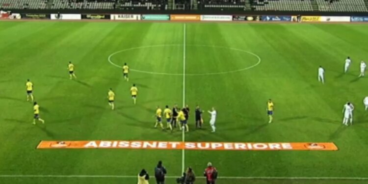 Vllaznia në krizë, kuqeblutë humbasin përballë Elbasanit, “tigrat” rikthehen në krye.