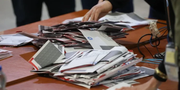 Votimi me dokumente të skaduara të Kosovës do të jetë i lejuar në misionet diplomatike.