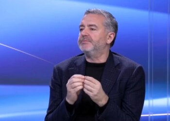 "Zbulimi mbi 7 orët e Belinda Ballukut në Kryeministri", Blendi Klosi në “Shqipëria Live”: Ulsi Manja u takua me Toni Gogun.