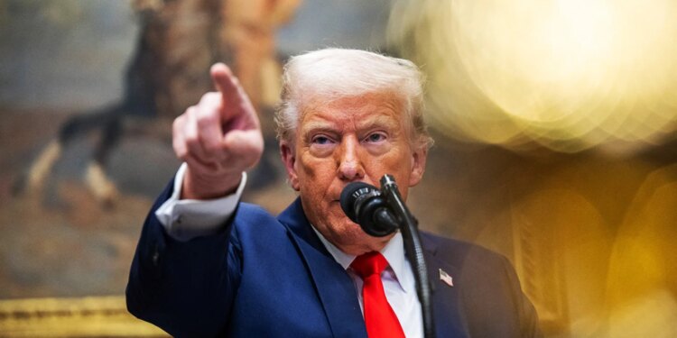 ‘T’i trotim bastardët’, Trump: Së shpejti nisim sulmet ndaj objekteve tokësore në Venezuela