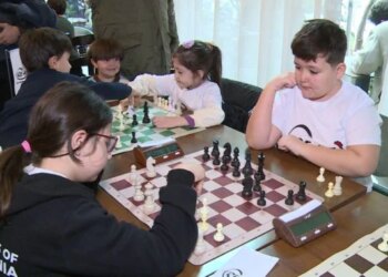 120 fëmijë në garën e nxitjes së mendjes, 15 shkolla në Tiranë përfshijnë këtë aktivitet si një lëndë optative.