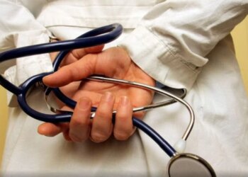 38-vjeçarja në koma për dy vite pas lindjes, disa punonjës spitalor nën hetim në Itali, dyshime për...