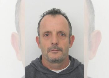 59-vjeçari, i dënuar me burgim të përjetshëm për vrasjen e një 9-vjeçari në 1997, arrestohet pas fshihes në Greqi.