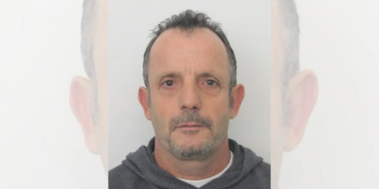 59-vjeçari, i dënuar me burgim të përjetshëm për vrasjen e një 9-vjeçari në 1997, arrestohet pas fshihes në Greqi.