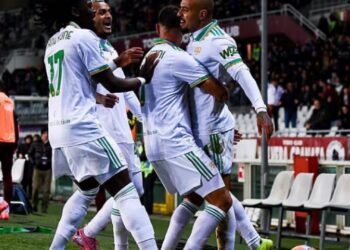 Ardian Ismajli në formacion, Torino pëson humbje ndaj Romës në Serie A