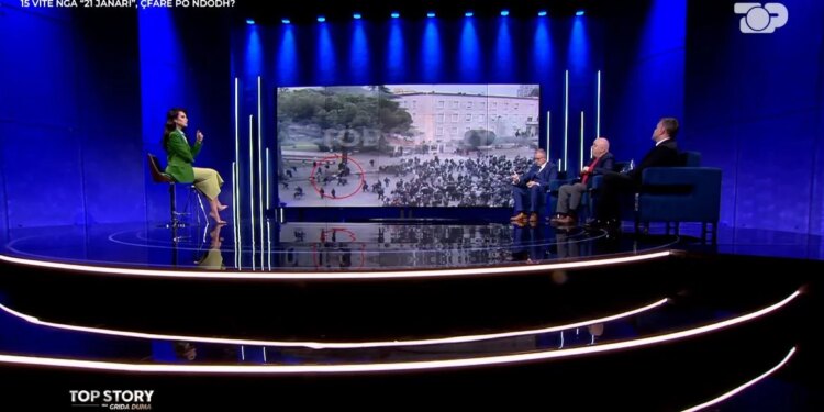 Audio regjistrimi i '21 Janarit': Hoxha në Top Story tregon se Komandanti i Gardës kishte situatën nën kontroll, urdhri u dha për...