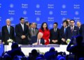 Ceremonia e Marrëveshjes së Paqes në Davos: Shtetet që u nënshkruan pranë Trumpit, Shqipëria ndër ato që nuk morën pjesë