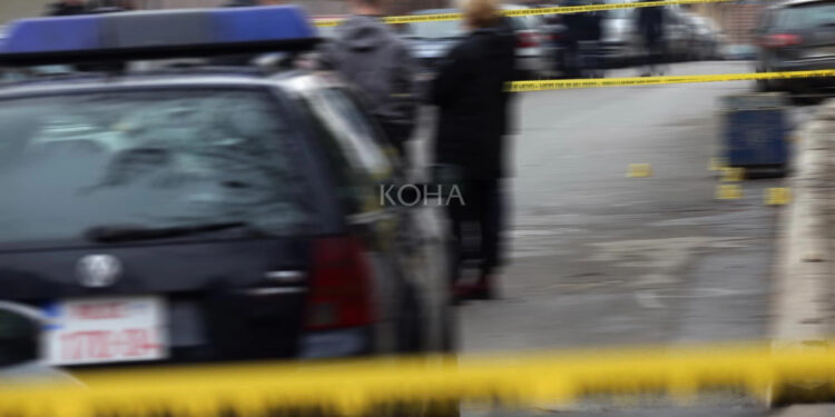 Dy të plagosur në Prizren, tre persona të dyshuar në kërkim nga policia