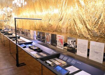 Ekspozita “Paraja rrëfen”: Një shekull ekonomi përmes kartëmonedhave dhe dokumenteve arkivore.