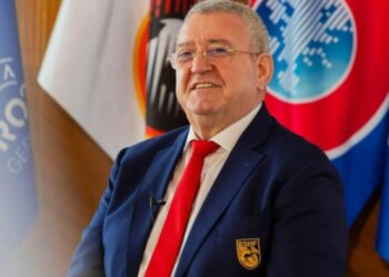 Emrat bëhen zyrtarë: Armand Duka kandidon i vetëm për herë të parë për presidentin e FSHF-së.