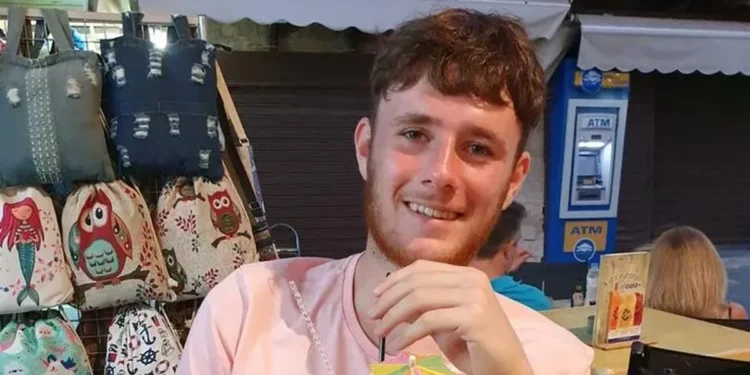 Êshtë vetëm një shqetësim i zakonshëm, por një 20-vjeçar vdes për shkak të një virusi kërcënues!