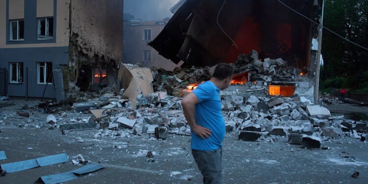 Evropa dhe SHBA: Një plan 800 miliardë dollarësh për rindërtimin e Ukrainës, strategjia e financimit deri në vitin 2040.