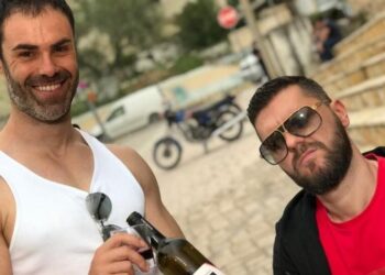 “Flet Landi: Çfarë po ndodh me bashkëshorten pas afrimit të tij me Selin?”