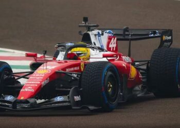 Forma 1 në testet e para: Hamilton thotë se është një fillim shumë produktiv, ai dhe Charles bënë 120 xhiro pa ndonjë problem të rëndësishëm.