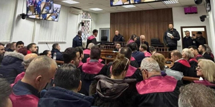 Gjykata për të arrestuarit në skandalin e BKS-së: Veprimet janë realizuar sipas ligjit