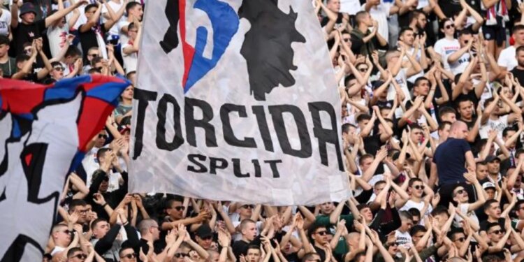 Hajduk Fans Await Red Star Supporters, Serbs Claim: They Should Be Charged with Murder...