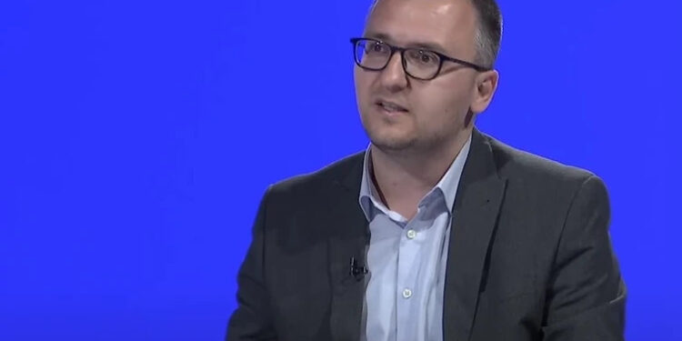 Jakaj: Shfuqizimi i ligjeve nga Kushtetuesja rrezikon demokracinë parlamentare