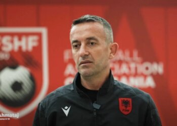 Julian Ahmataj dorëheqjet nga posti si trajner i kombëtares U19 të kuqezinjve.