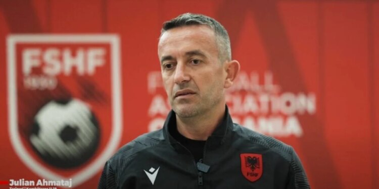 Julian Ahmataj dorëheqjet nga posti si trajner i kombëtares U19 të kuqezinjve.
