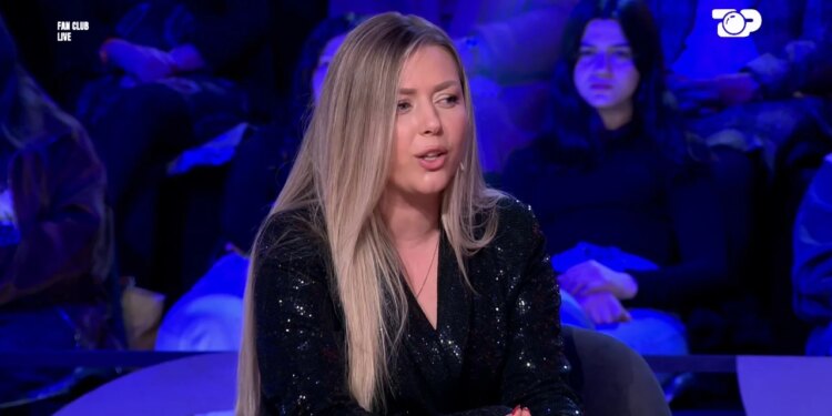 "Kam thënë se do të marr valixhet dhe do të largohem" / Bashkëshortja e Erikut shpjegon për herë të parë situatën mes tyre: Nuk isha dakord...