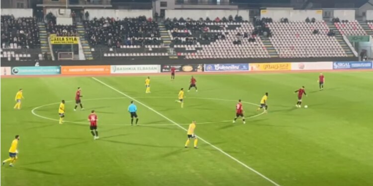 Kategoria Superiore: Elbasani dhe Flamurtari përfundojnë me nga një pikë.