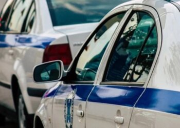 Katër adoleshentë sulmojnë një 17-vjeçare në Selanik dhe shpërndajnë videon në Instagram, dy prej vajzave, përfshirë një 16-vjeçare shqiptare, arrestohen.