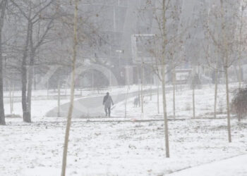 Kërkohet kujdes në rrugë për shkak të ngricave