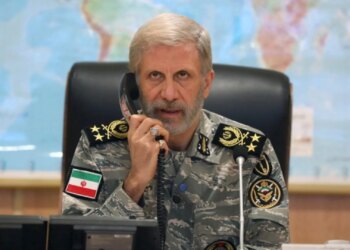 Kreu i Shtabit të Ushtrisë Iraniane dërgon një mesazh të qartë për SHBA-të: Jemi të gatshëm për çdo skenar, mund të shkatërroni armët bërthamore, por…