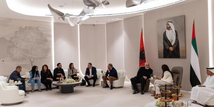 Kryeministri shqiptar viziton Emiratet e Bashkuara Arabe për Javën e Qëndrueshmërisë në Abu Dhabi