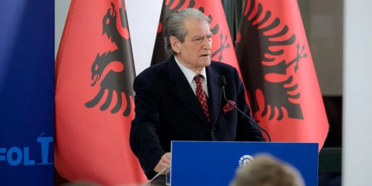 Ligji për barazinë gjinore, Berisha në Foltore: Do të jetë i pari që PD do ta ndryshojë kur të rimarrë pushtetin