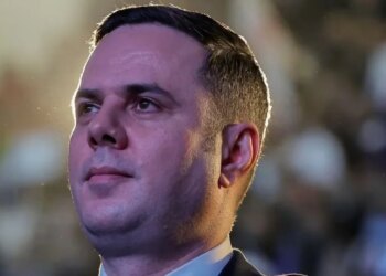 Lumir Abdixhiku nuk jep dorëheqje nga posti i kryetarit, mbijeton votëbesimin në Kuvendin e LDK-së