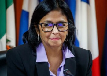 Mesazhi i presidencës përkohshme të Venezuelës drejt udhëheqëses opozitare: Qëndro në Uashington nëse...