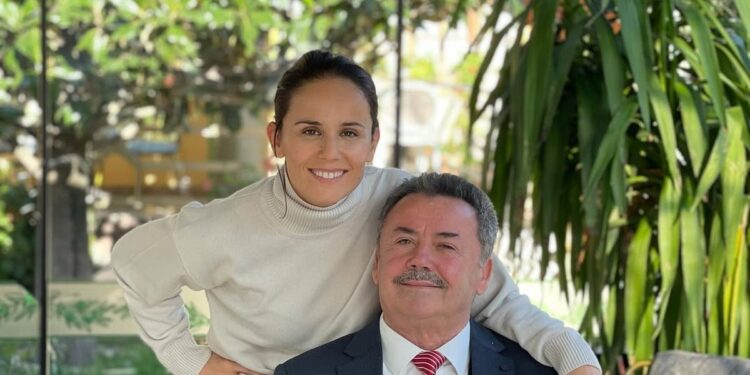 Mira Kazhani pëson humbje tragjike: Një pjesë e qenies sime u zhduk sot.